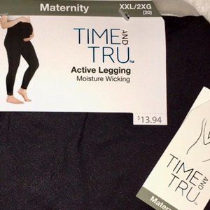 NWT TIME AND TRU ACTIVE MATERNITY LEGGING